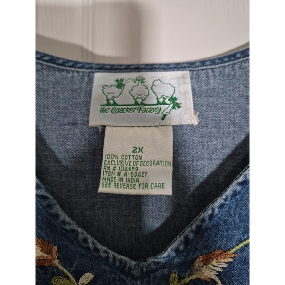 The Quacker Factory V-Neck Short Sleeve Denim Dress Embroidered Floral Size 2XL - Picture 8 of 9